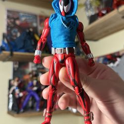 Mafex Scarlet Spider 