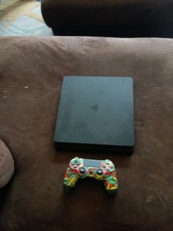 PlayStation 4 Slim 1tb