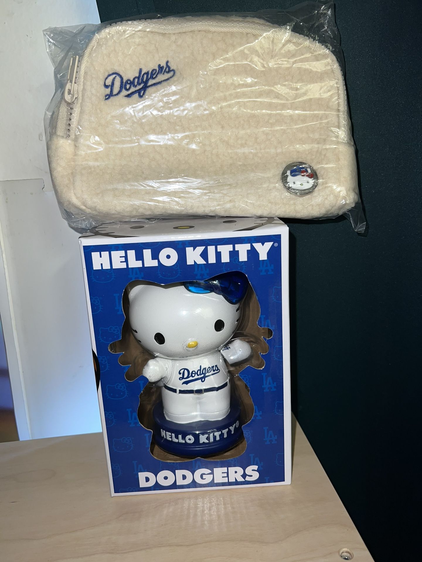 Hello Kitty Dodgers 2024 Fanny Pack + Bobble Head 