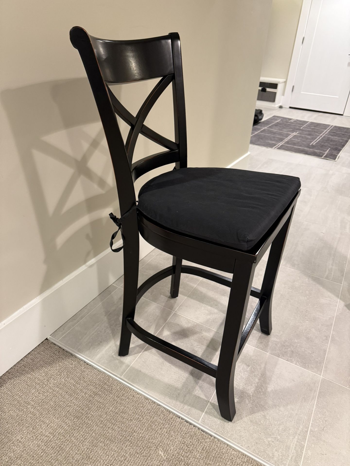 Crate & Barrel Vinter Counter Stool
