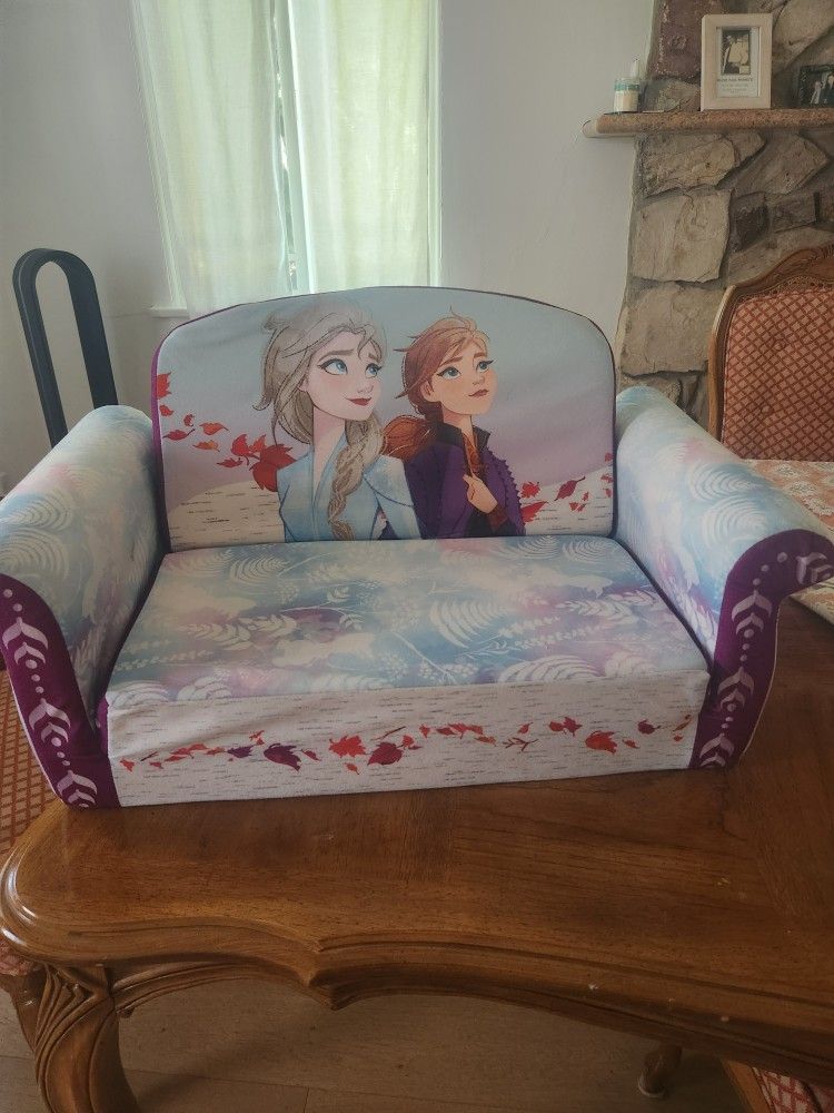 Elsa Toddler Couch/futon