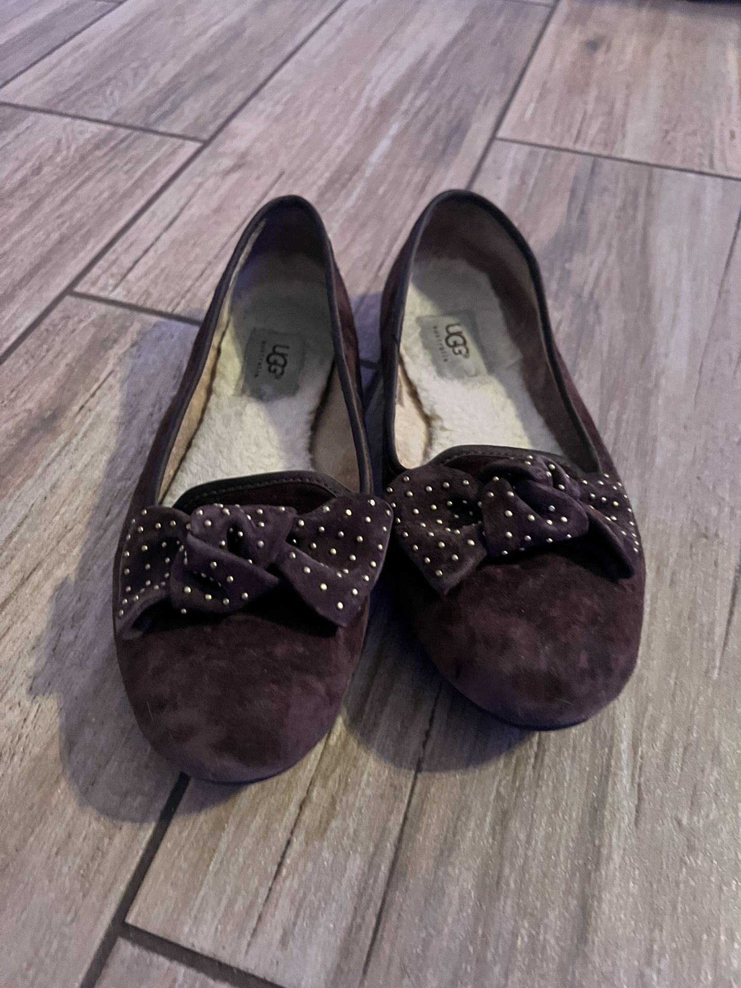 Ugg Flats Size 7.5