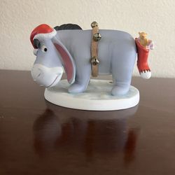 Disney Enesco Pooh And Friends Tail Tidings Holiday Cheer Eeyore Figurine