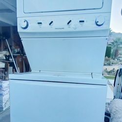 Fridgeadaire Stackable Washer/ Dryer Electric