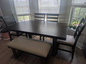 Dining Room Table Set