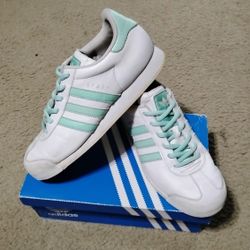 RARE Vintage Adidas Samoa White & Mint Green Sneakers Sz.8W