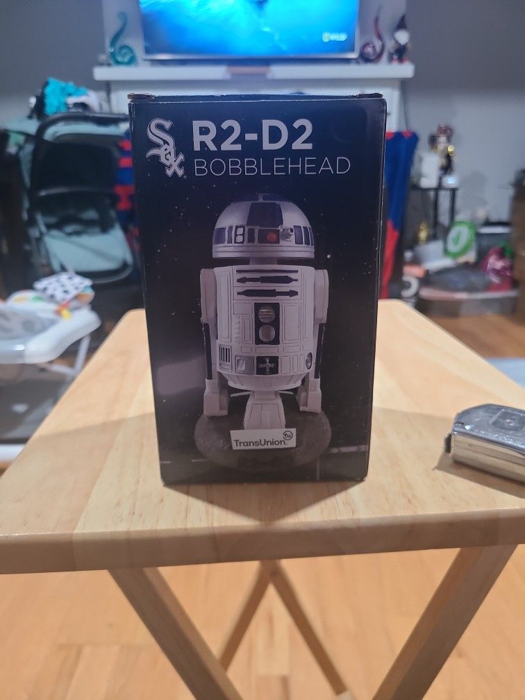 R2-D2 'STAR WARS' BOBBLEHEAD THE RISE OF SKYWALKER DEATH STAR