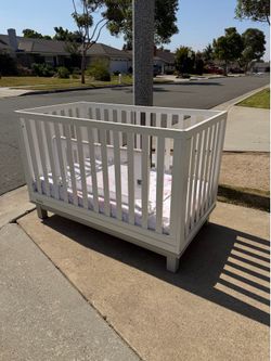 Free crib