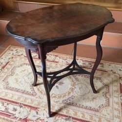 Antique Side Table * Beautiful Condition
