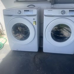 Samsung washer and dryer set  like new