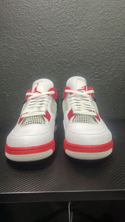 Jordan 4 Fire Red (2020)