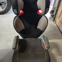 Graco Turbobooster Car Seat w/ back