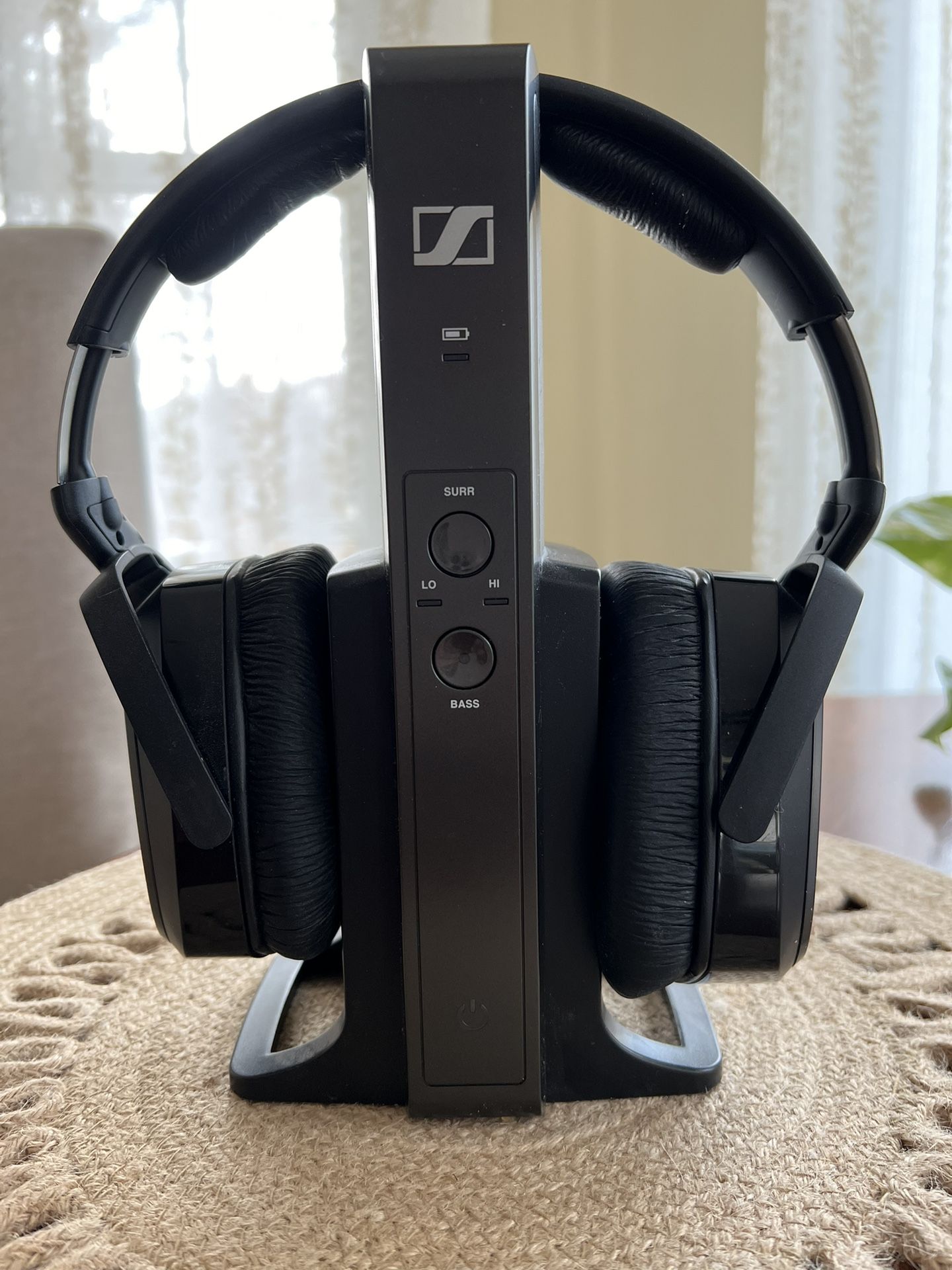 Great For Seniors, Sennheiser RS 175 Wireless Headphones