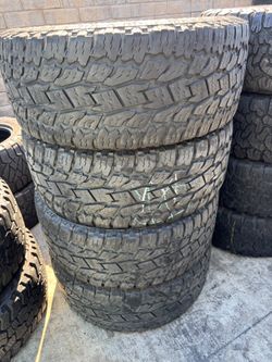 35x12.50r20 Toyo tires en excelentes condiciones de vida las 4