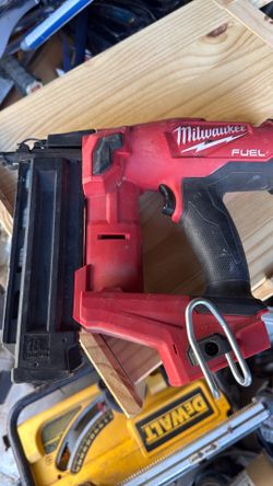 Pistola Milwaukee como nueva
