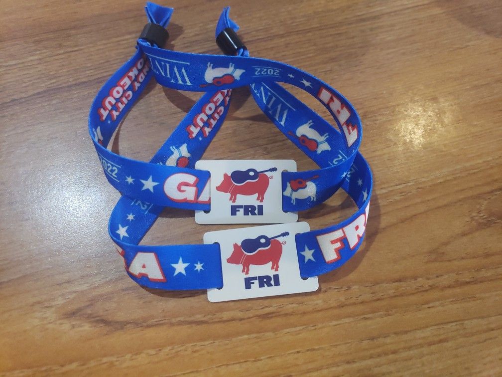 Windy City Friday Wristbands 