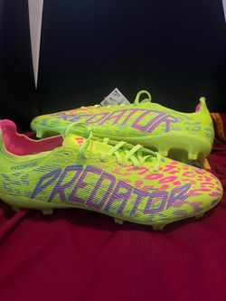 Soccer cleats