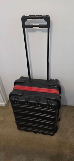 Chicago rolling tool case