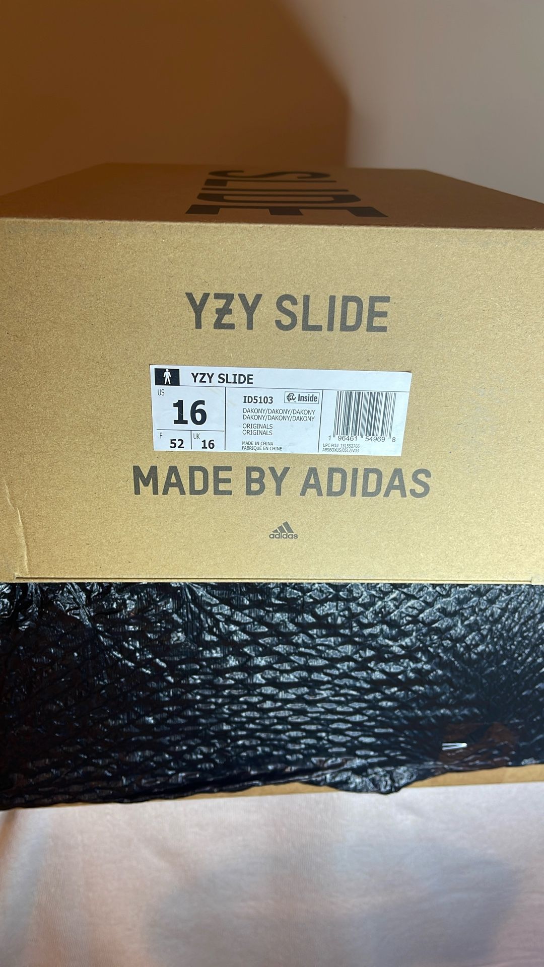 Adidas Yeezy Slide