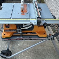 Rigid Portable Table Saw