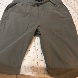 Lululemon ABC jogger Size Medium 