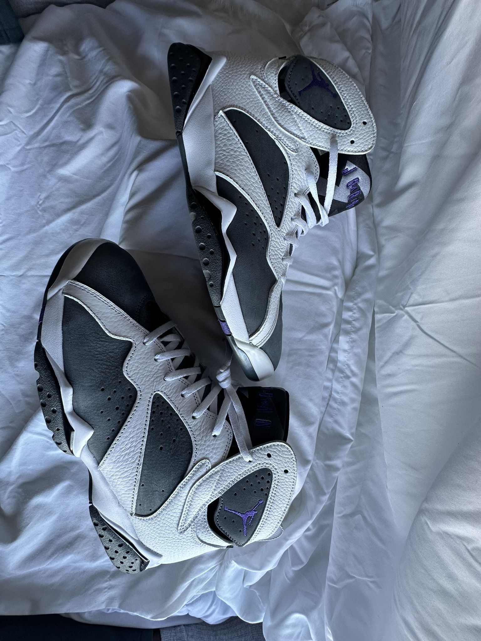 Like New Jordan 7s Size 10.5