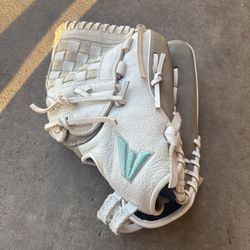 Easton Glove 