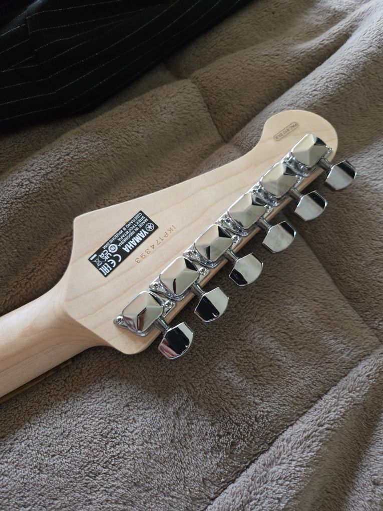 GUITAR