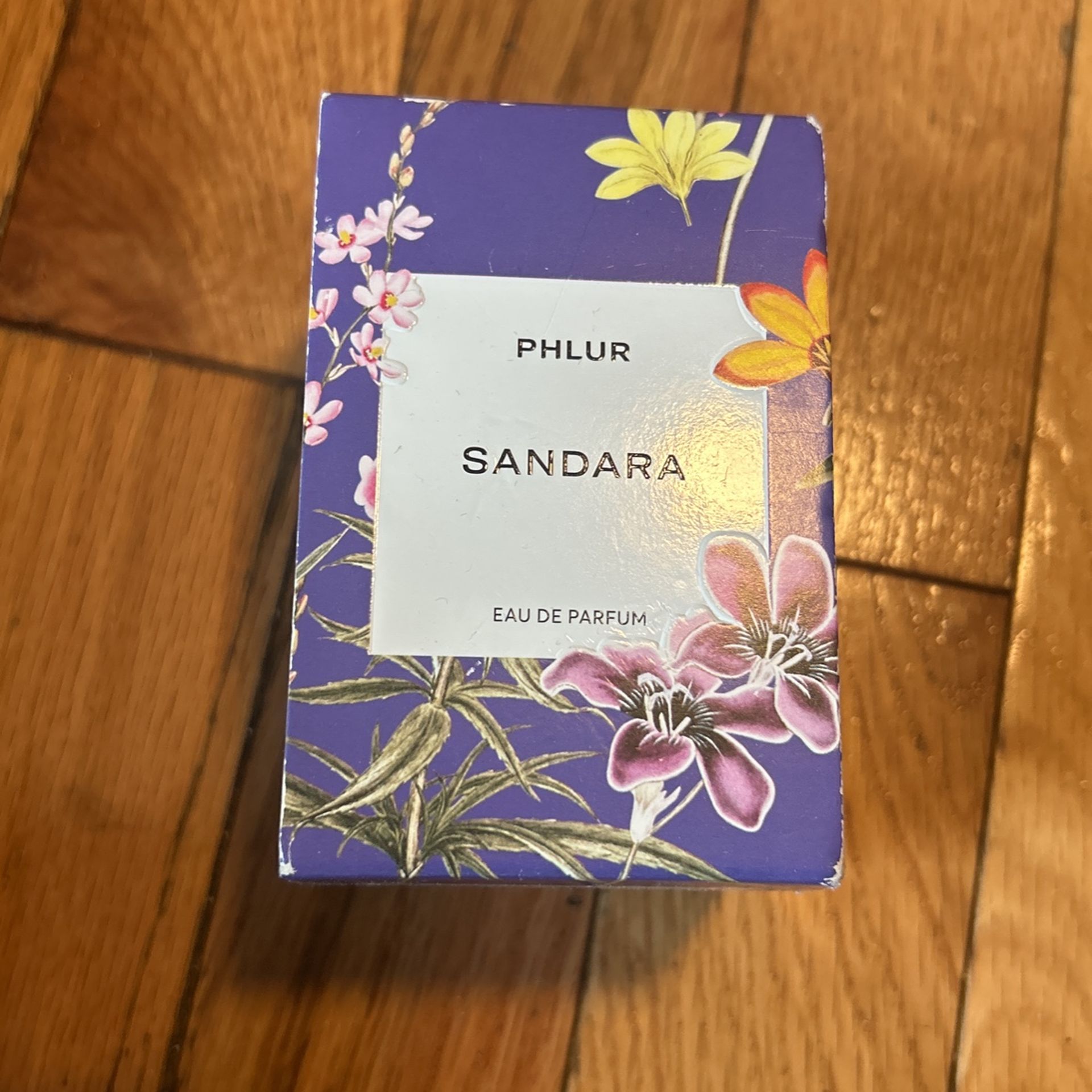 Phlur Sandra perfume