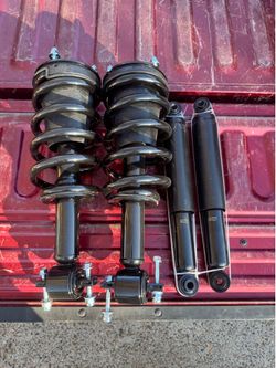 Chevy Silverado And GMC Sierra Struts Assembly And Rear Shocks