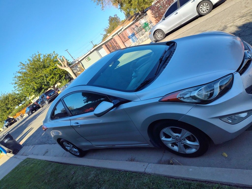 2013 Hyundai Elantra