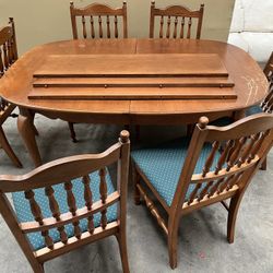 Mid-Century Dining Room Table 3 Leaves 6 Chair’s 