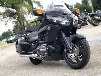 2013 honda goldwing 1800 gl1800 f6b