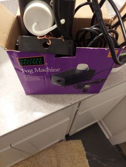 Halloween Fog Machine 400 Watt And Fog Juice 32oz