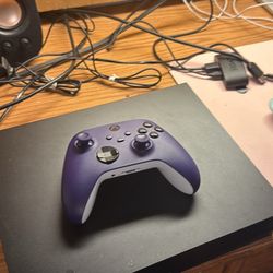 Xbox one X with Wireless Controller!!