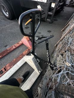 Pallet jack