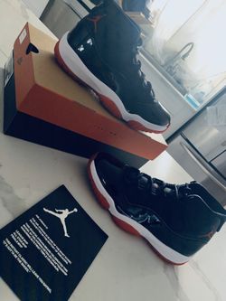 Jordan bred 11 size 10