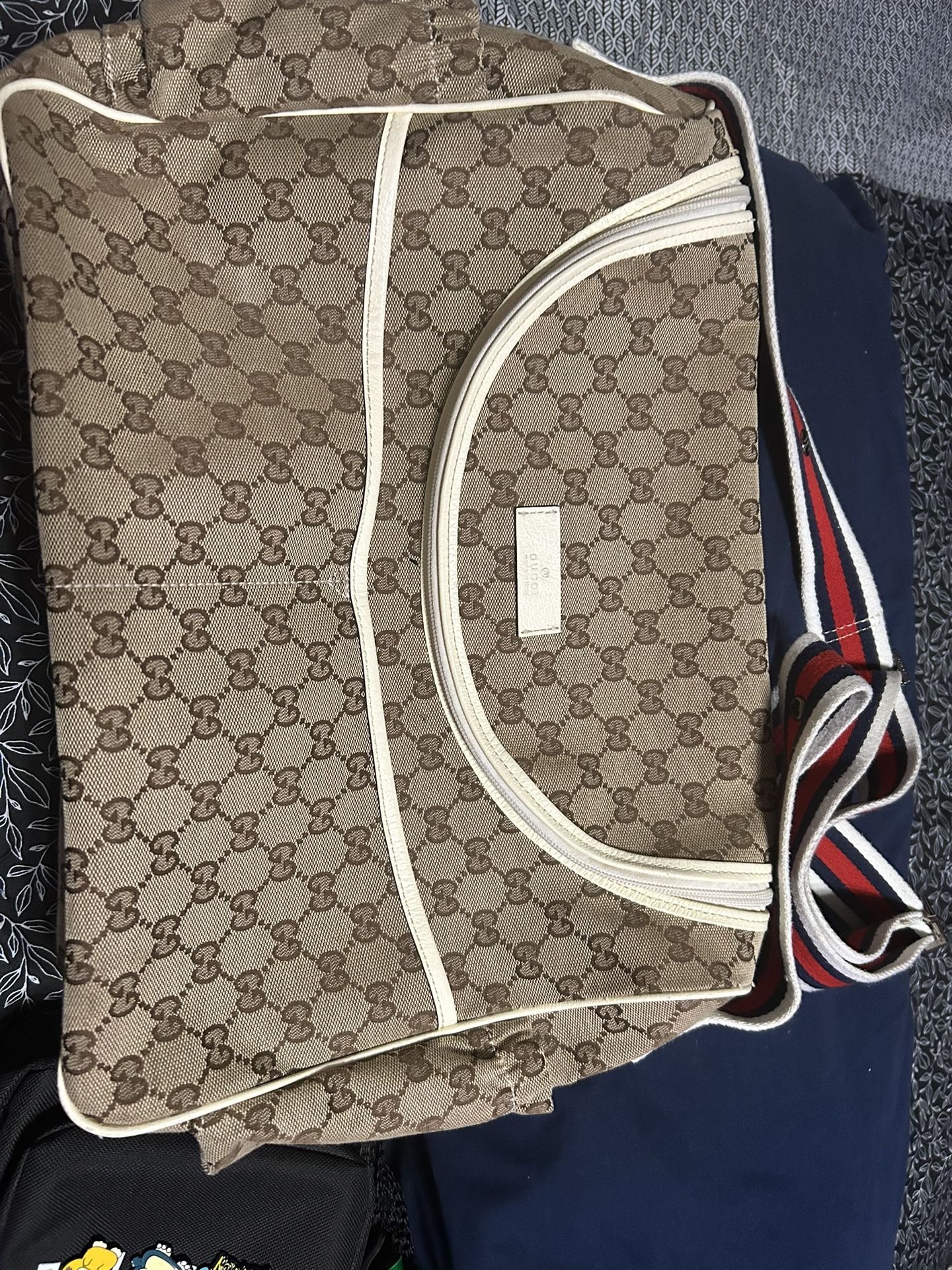 Gucci Messenger Bag