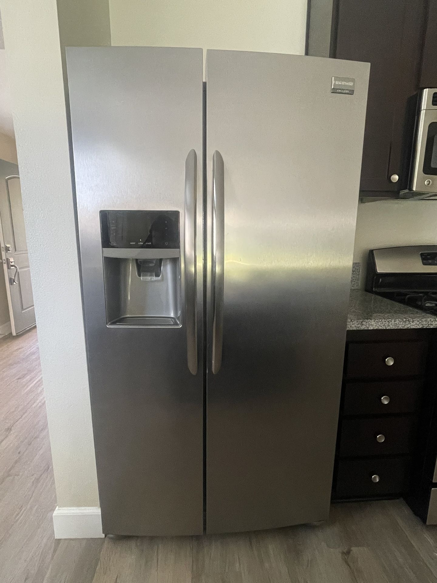 Refrigerator