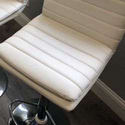 Bar stool - Great Quality - 1 For $50 - WHITE