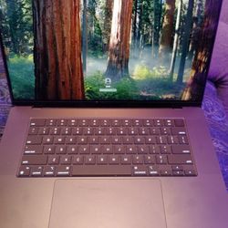 2024 Apple MacBook M4 Pro