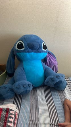 Large Stitch plushie