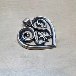 Retired James Avery 925 Sterling Silver Large French Scroll Heart Love Pendant