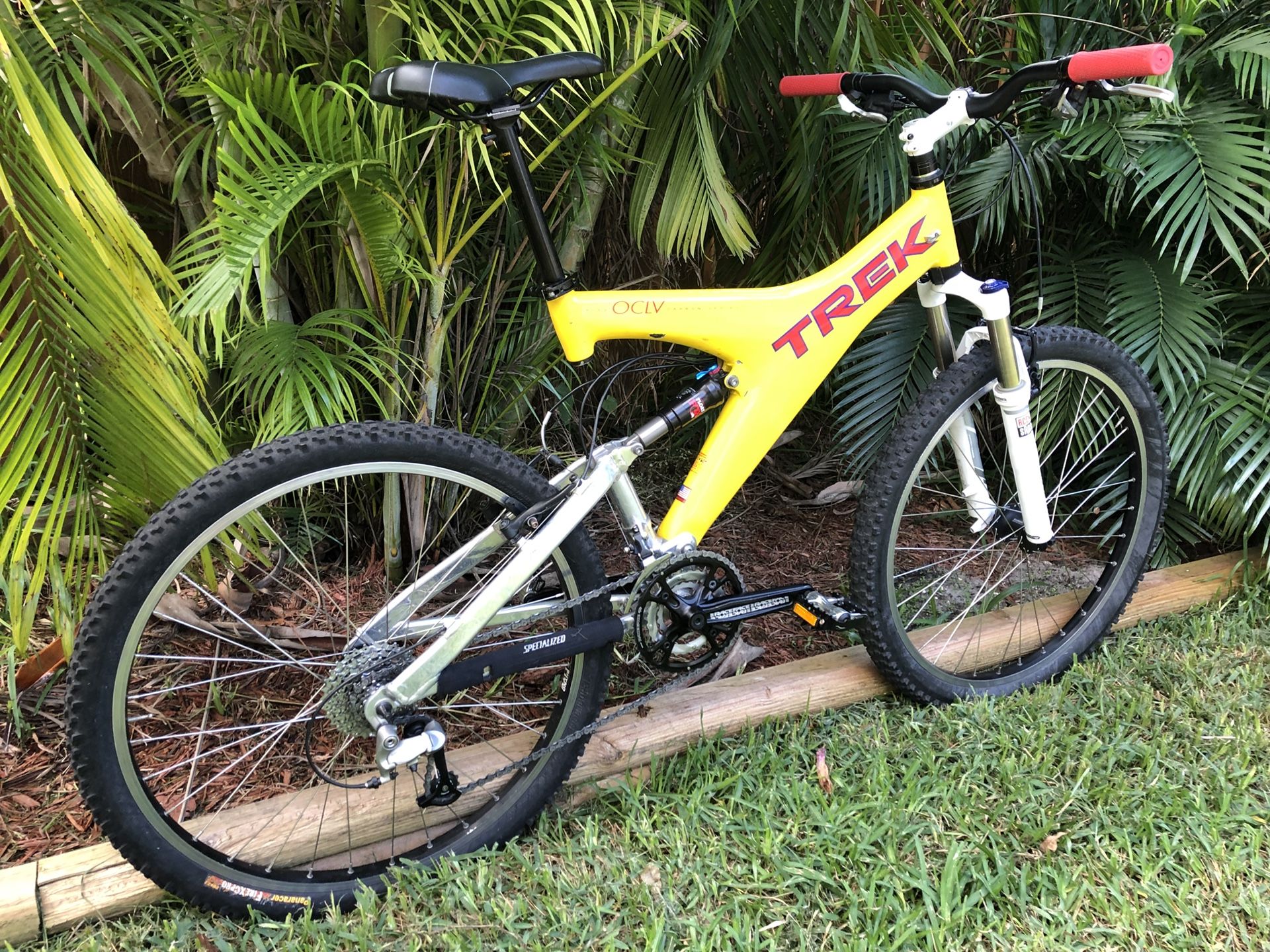 Trek y33 online oclv carbon