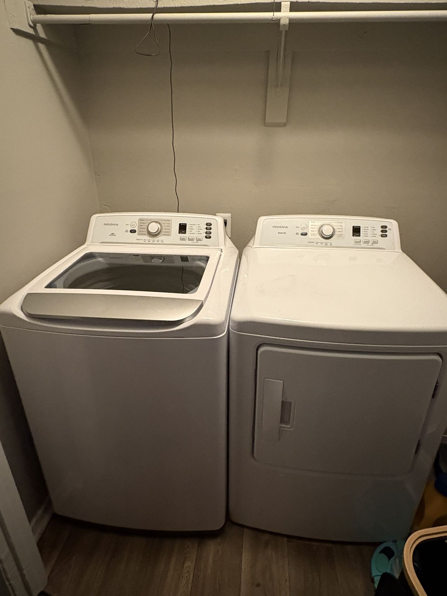 1-Year-Old Washer & Dryer Set — Like New SERIOUS INQUIRES ONLY