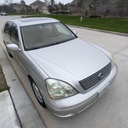 2002 Lexus LS 430