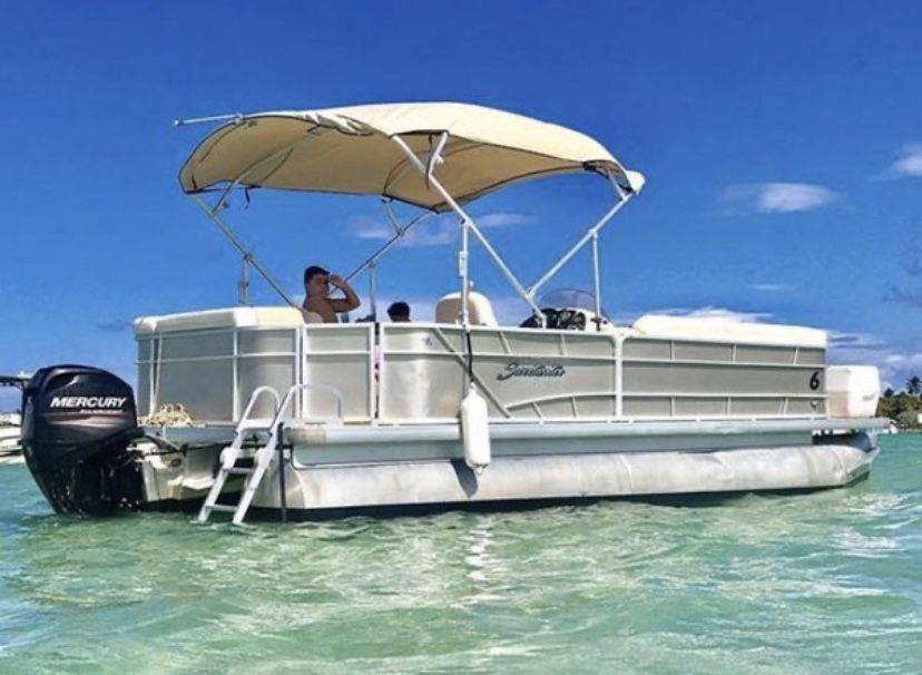 Pontoon Party Boat 24ft up to 12 ppl