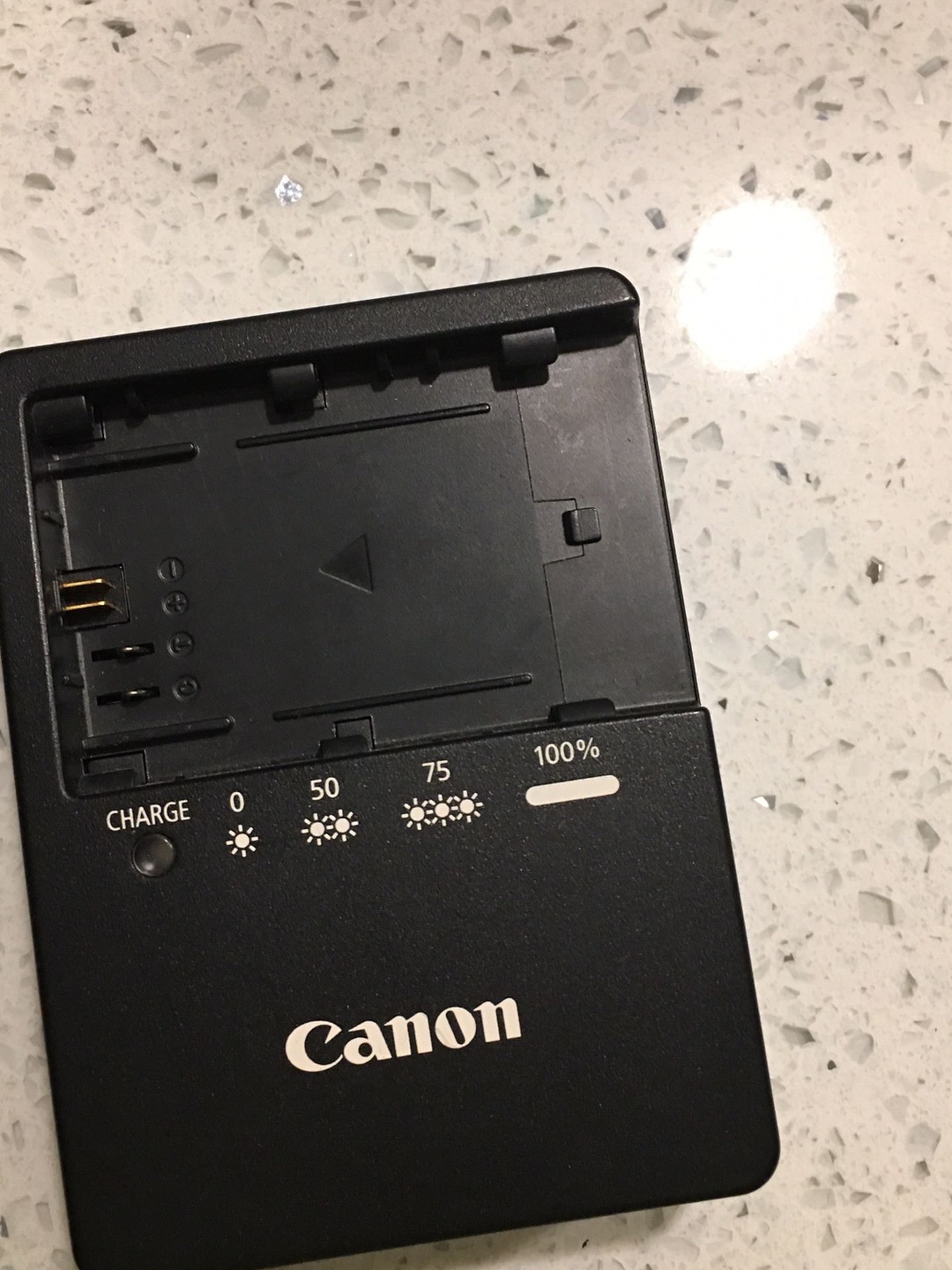 canon battery pack lc-e6 charger