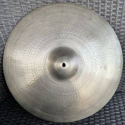 Vintage 1960s Zildjian Avedis 20” Ride Cymbal