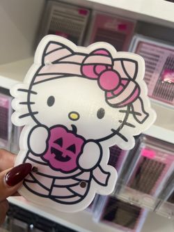 lash tiles
